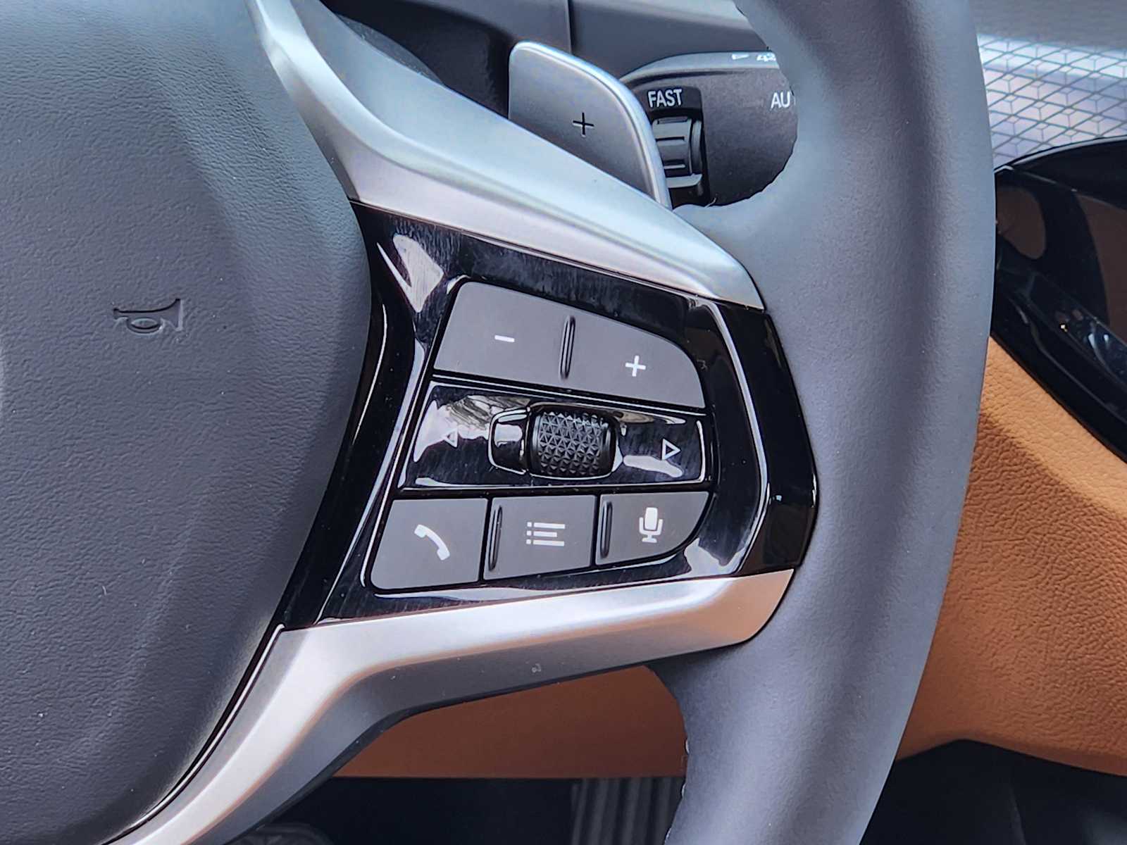 Thumbnail: 2025 BMW 3 Series - 33