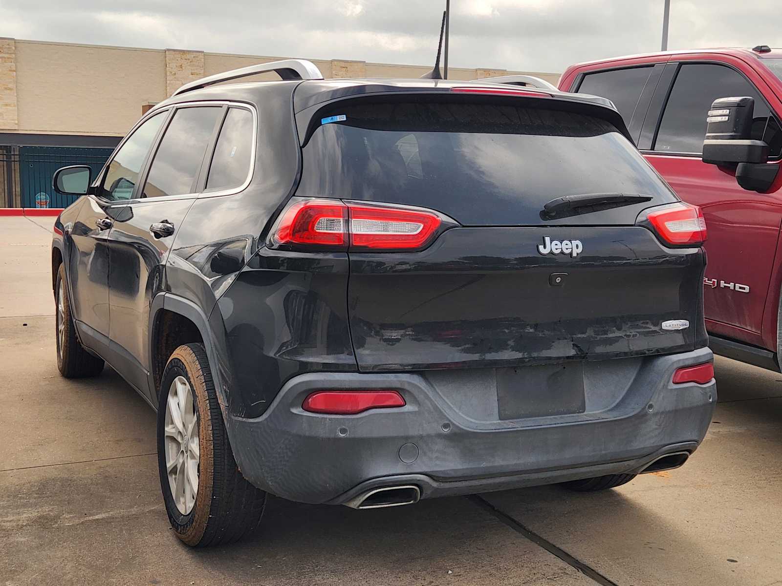 Thumbnail: 2018 Jeep Cherokee - 6