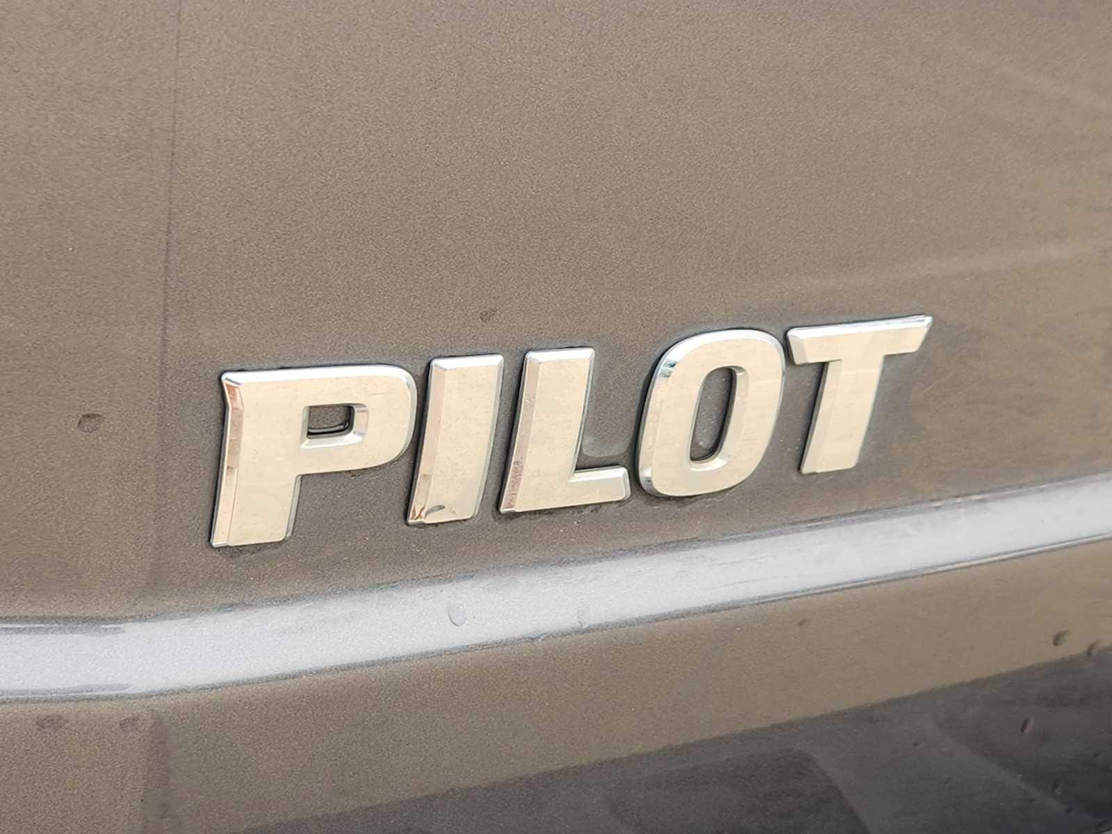 Thumbnail: 2015 Honda Pilot - 8