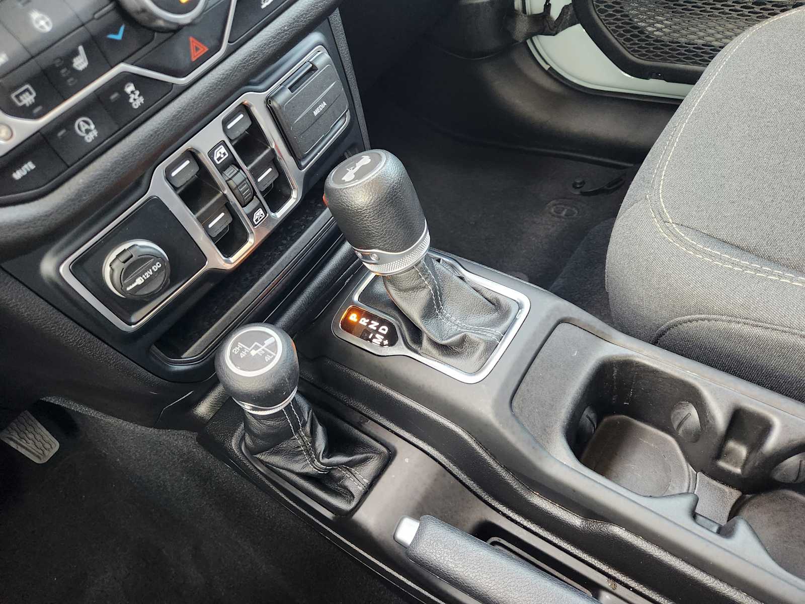 Thumbnail: 2024 Jeep Wrangler - 17