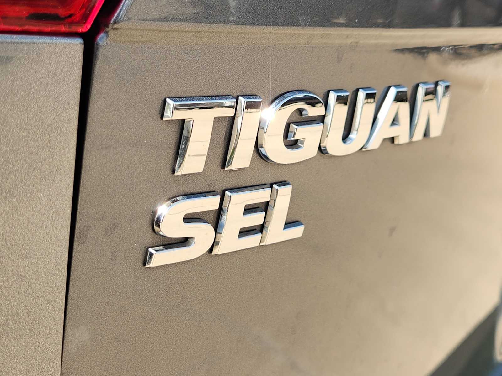 Thumbnail: 2020 Volkswagen Tiguan - 7