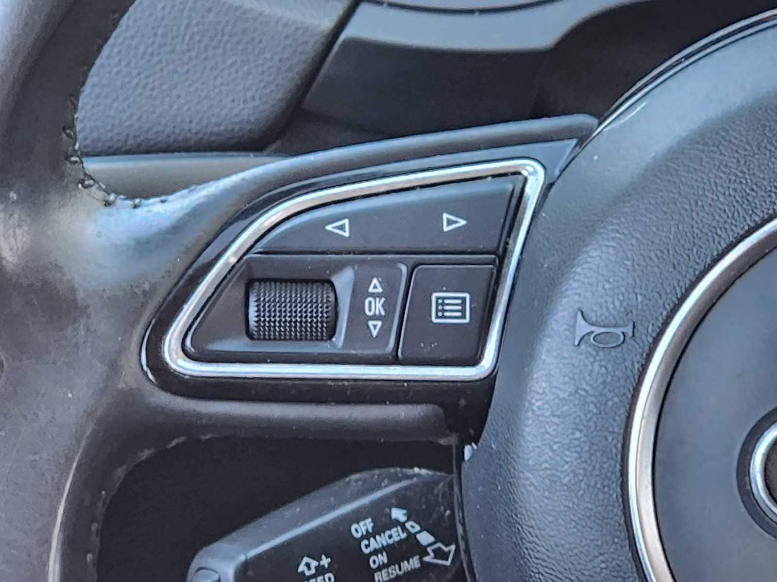 Thumbnail: 2015 Audi Q3 - 31