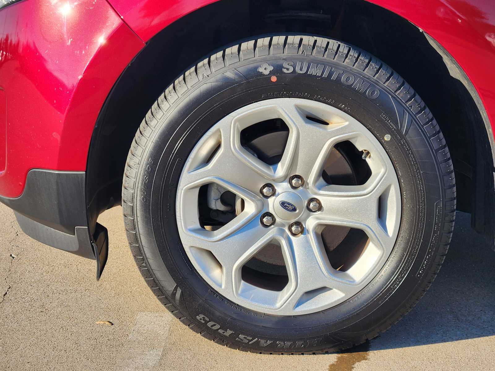 Thumbnail: 2014 Ford Edge - 21