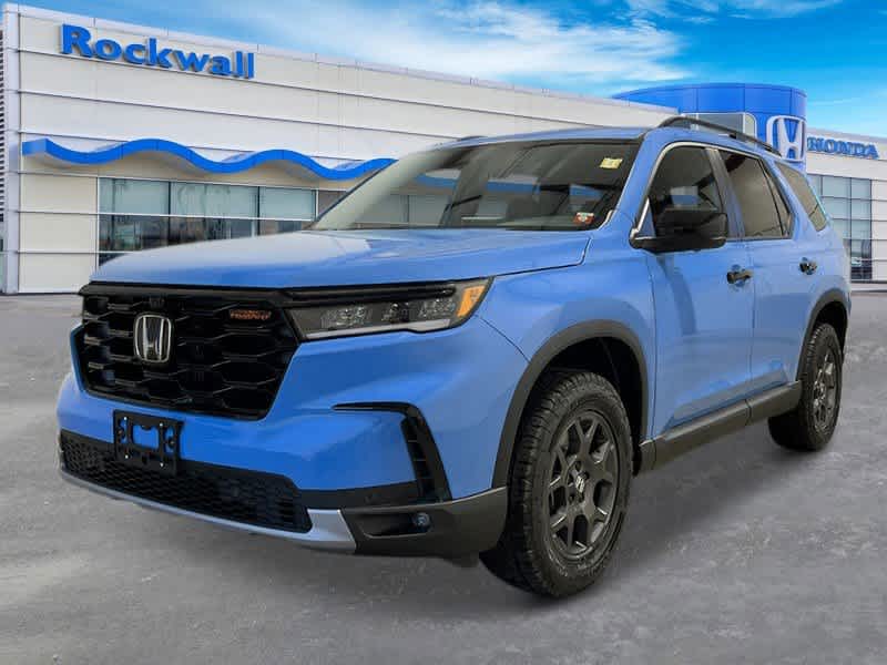 2025 Honda Pilot TrailSport Hero Image