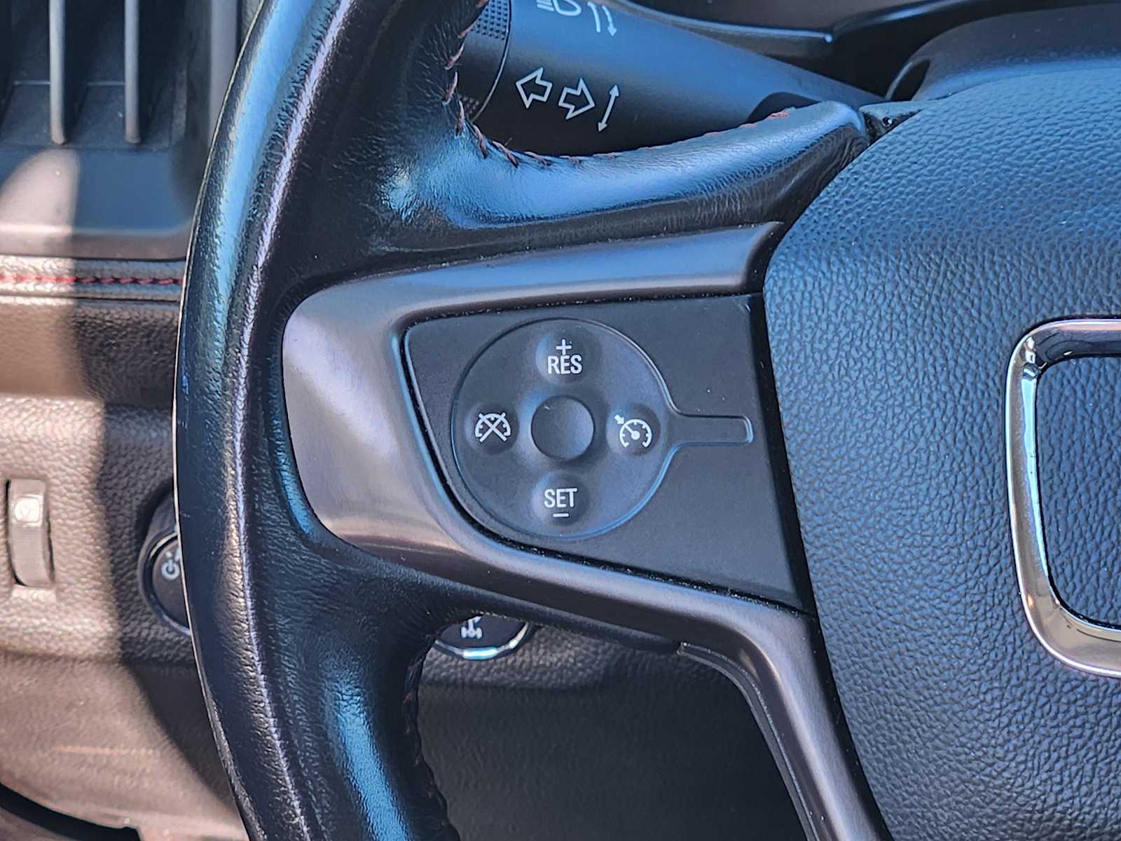 Thumbnail: 2018 GMC Canyon - 31