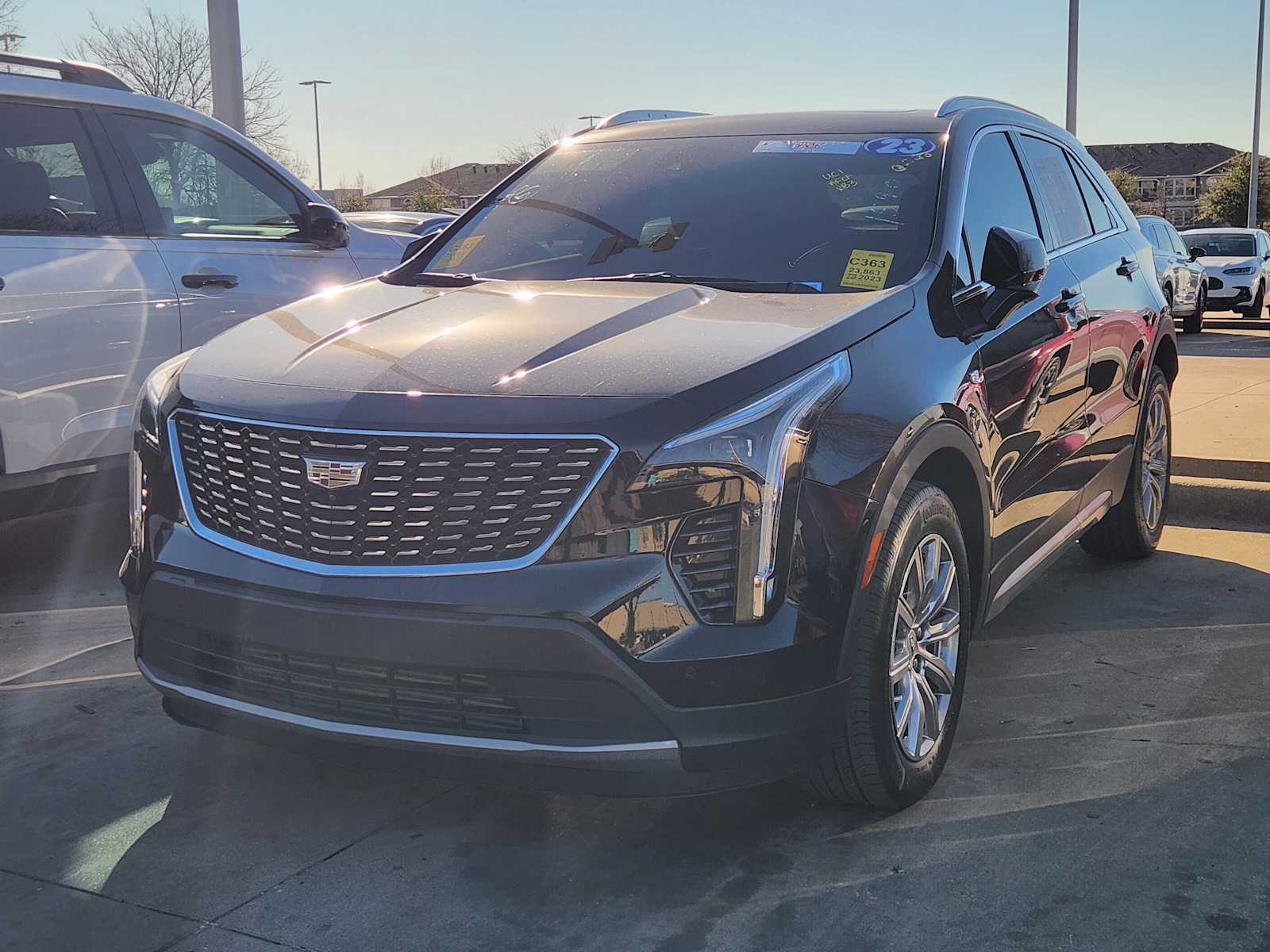 Thumbnail: 2023 Cadillac XT4 - 1