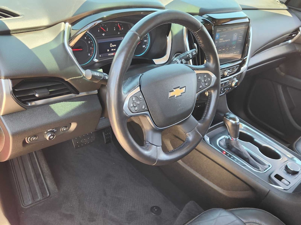 Used 2020 Chevrolet Traverse LT Leather SUV