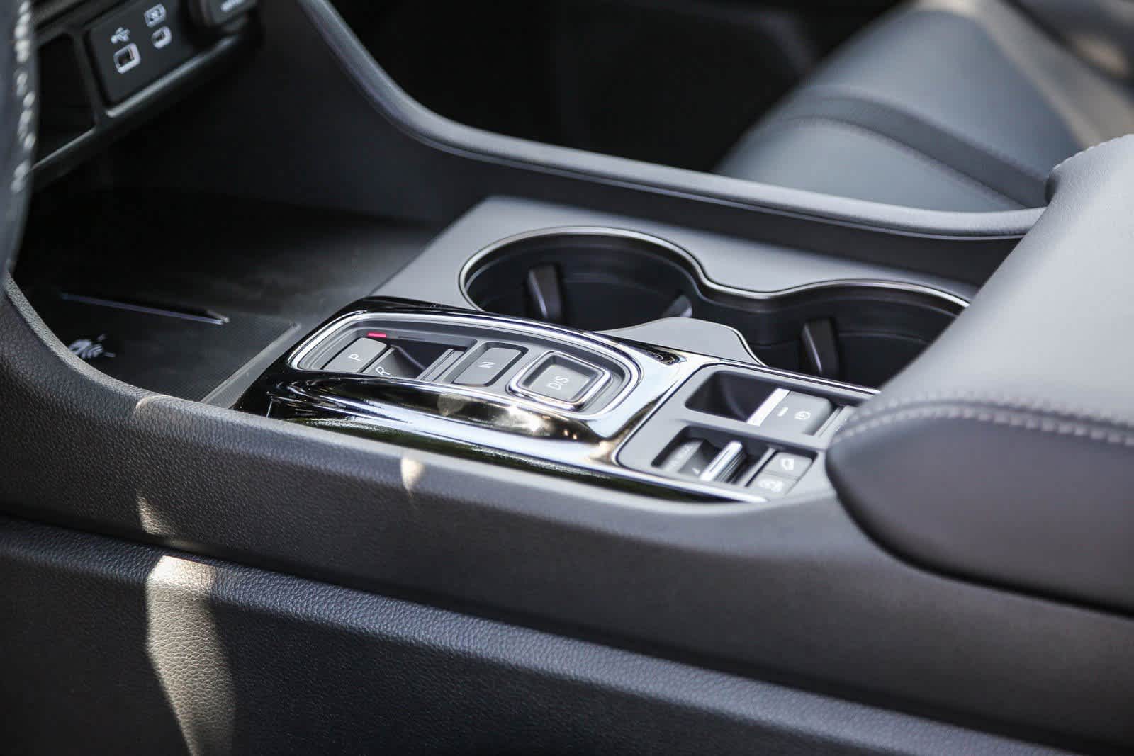 Thumbnail: 2025 Honda Pilot - 17