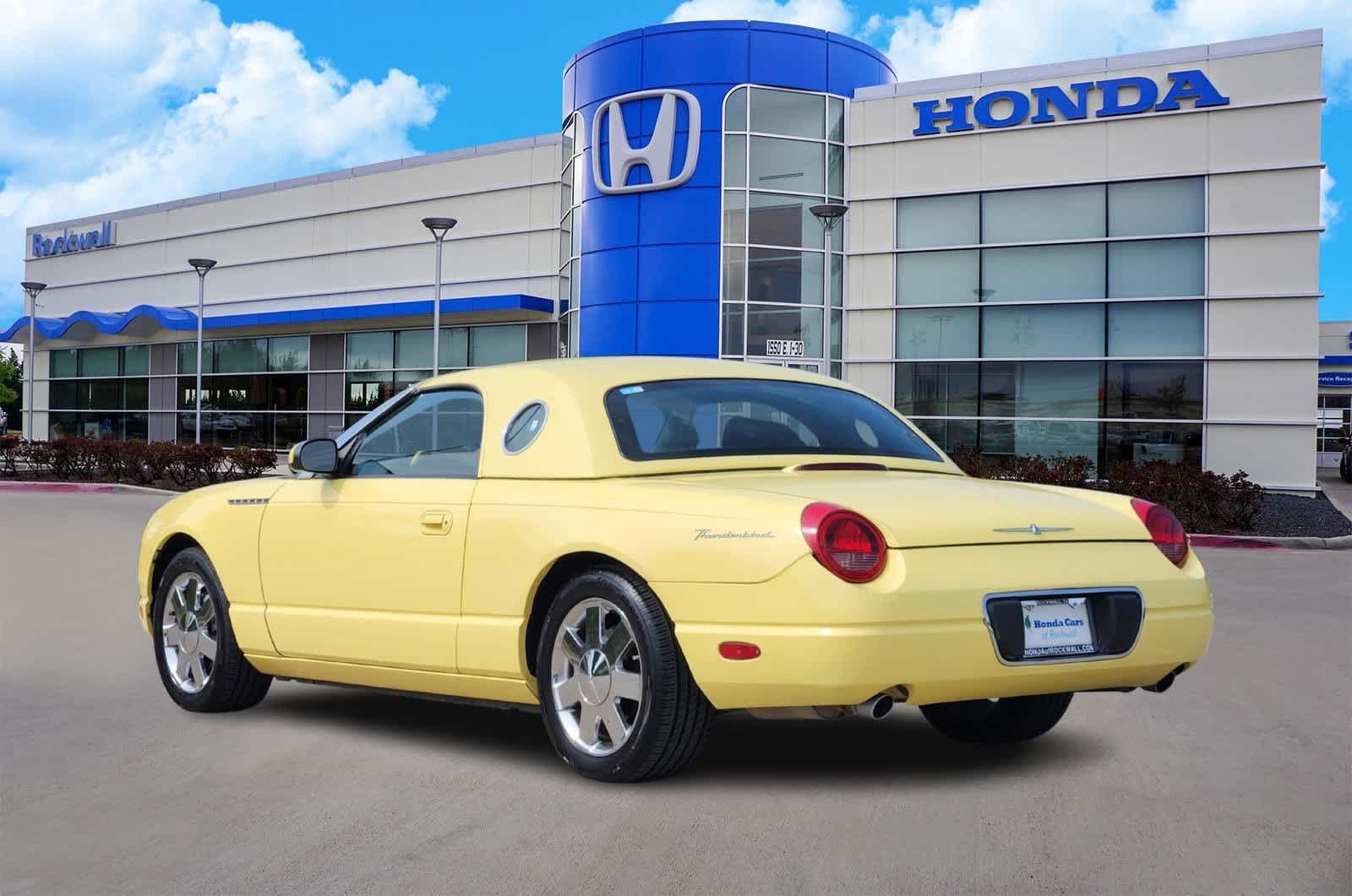 Thumbnail: 2002 Ford Thunderbird - 4