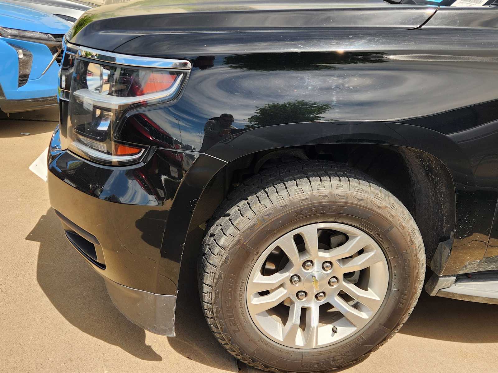 Thumbnail: 2017 Chevrolet Tahoe - 10