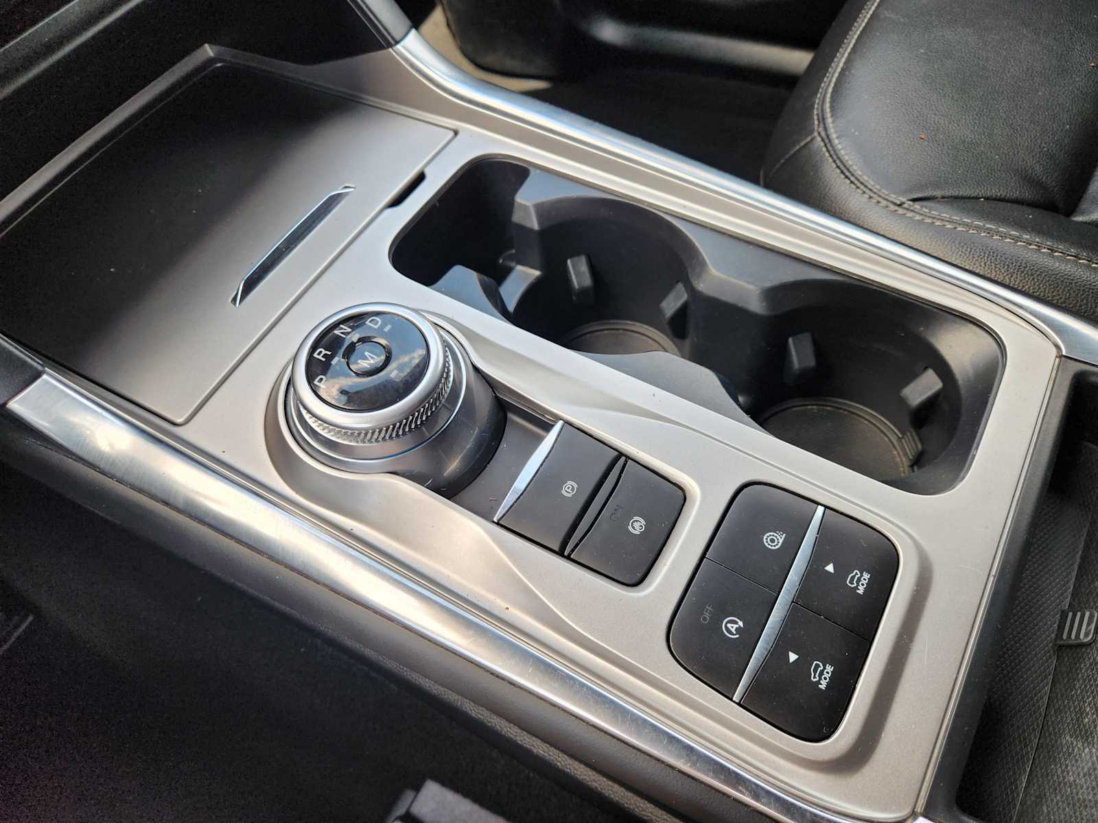 Thumbnail: 2020 Ford Explorer - 18