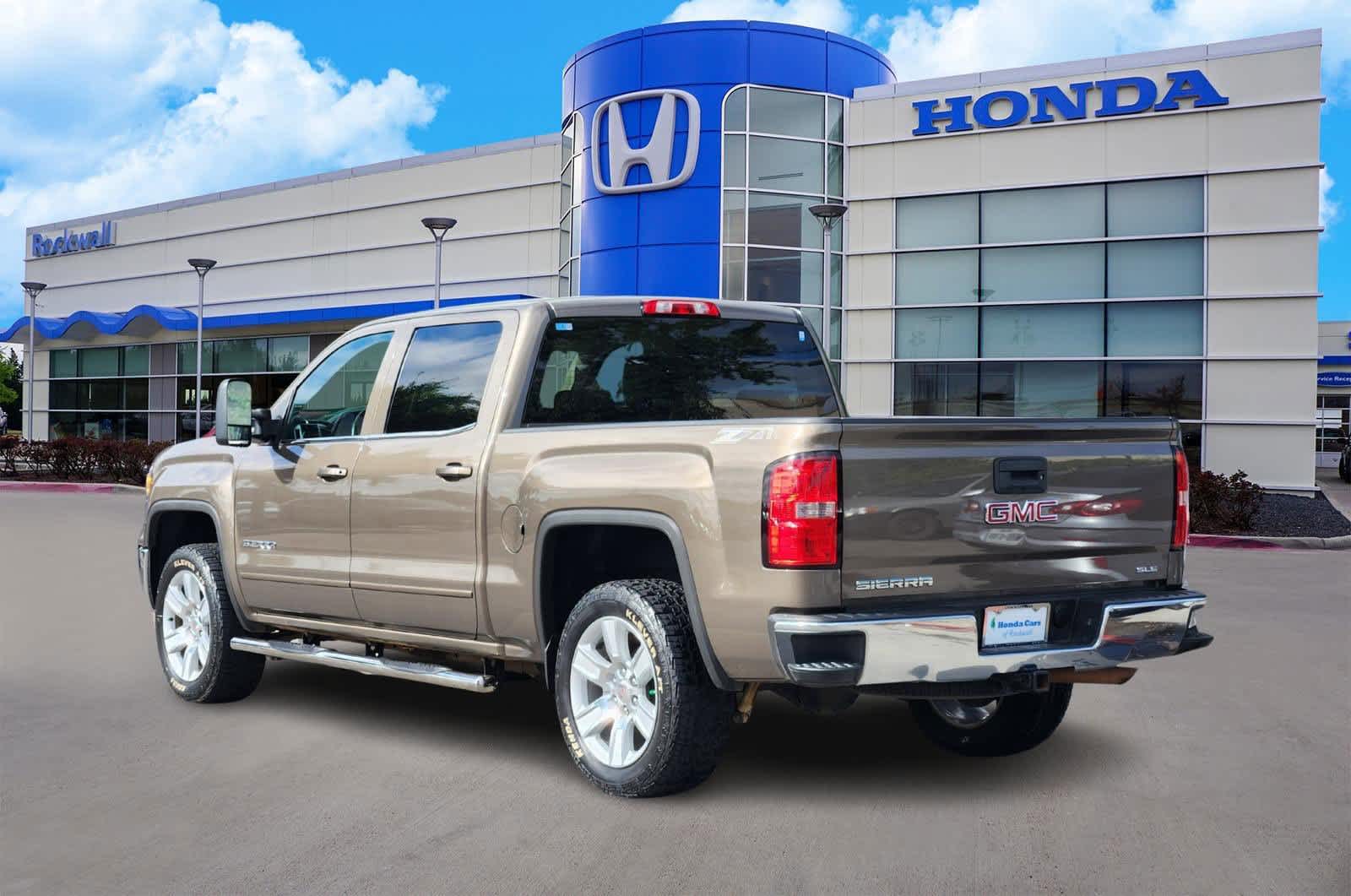 2015 Gmc Sierra 1500 SLE photo 4