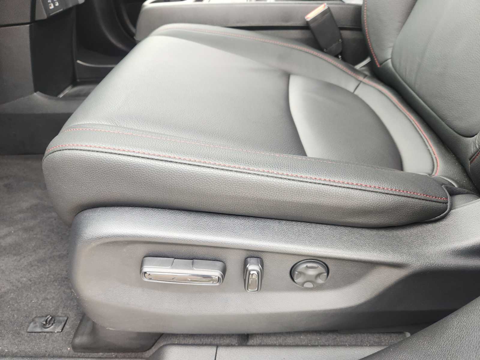 Thumbnail: 2026 Honda Odyssey - 31