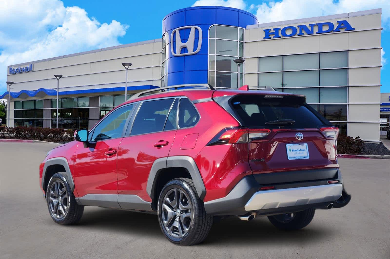 Thumbnail: 2023 Toyota RAV4 - 4