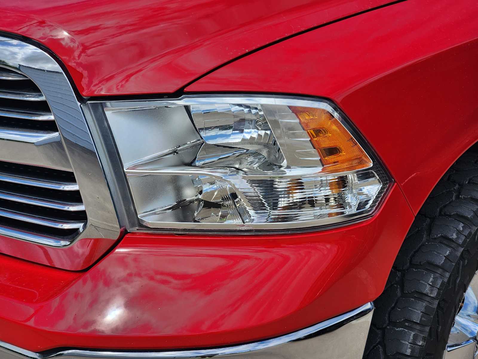 Thumbnail: 2019 RAM 1500 Classic - 11