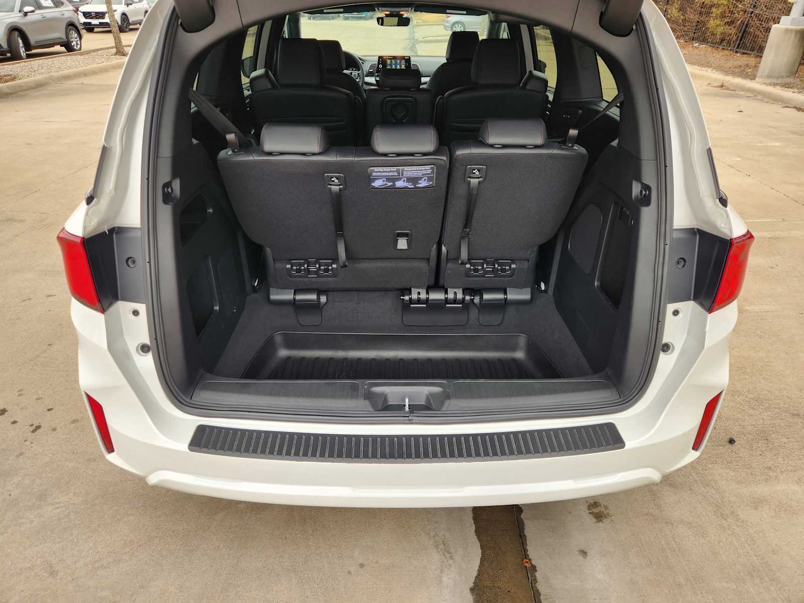 Thumbnail: 2026 Honda Odyssey - 20