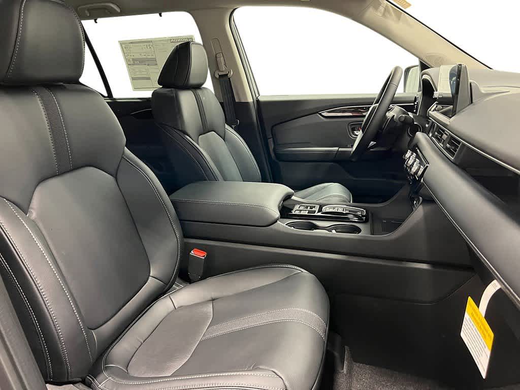 Thumbnail: 2025 Honda Pilot - 38
