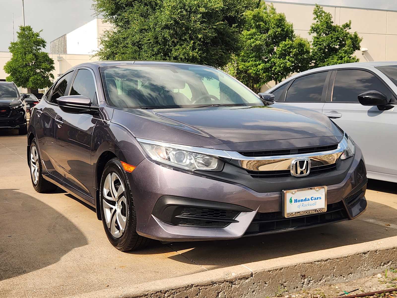 Thumbnail: 2016 Honda Civic - 3