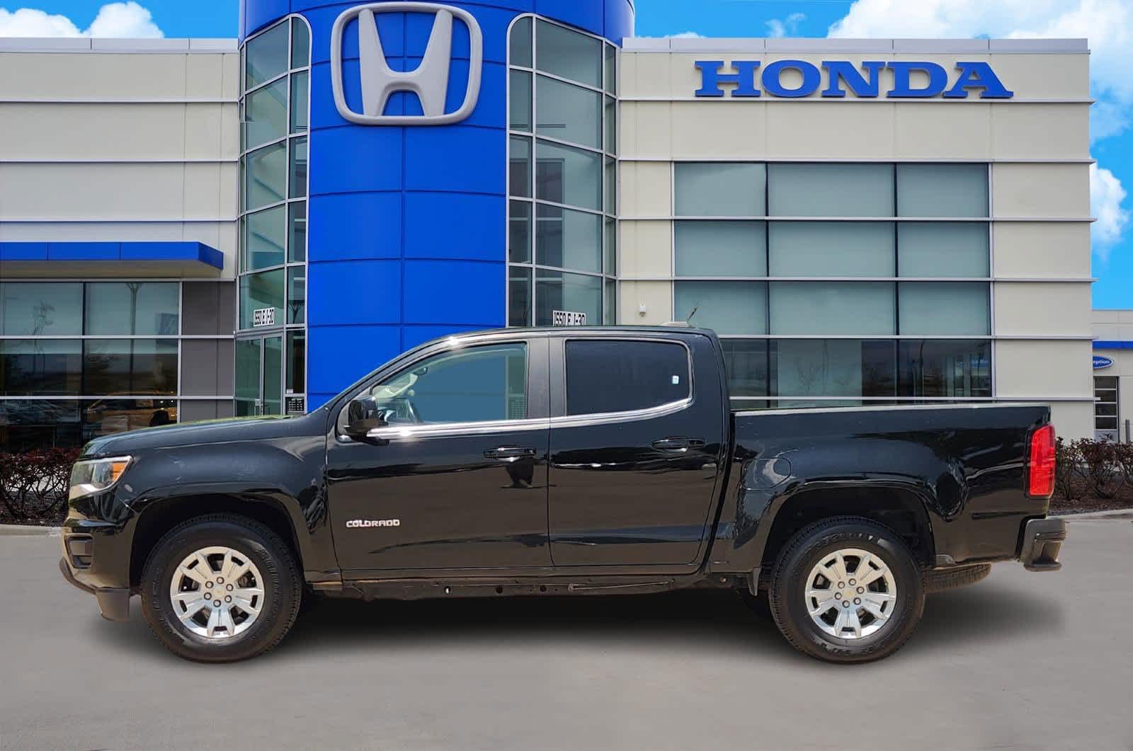 Thumbnail: 2020 Chevrolet Colorado - 3