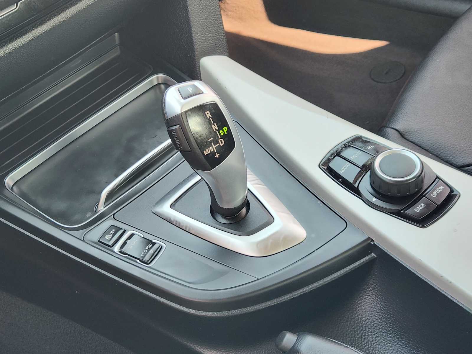 Thumbnail: 2017 BMW 3 Series - 17