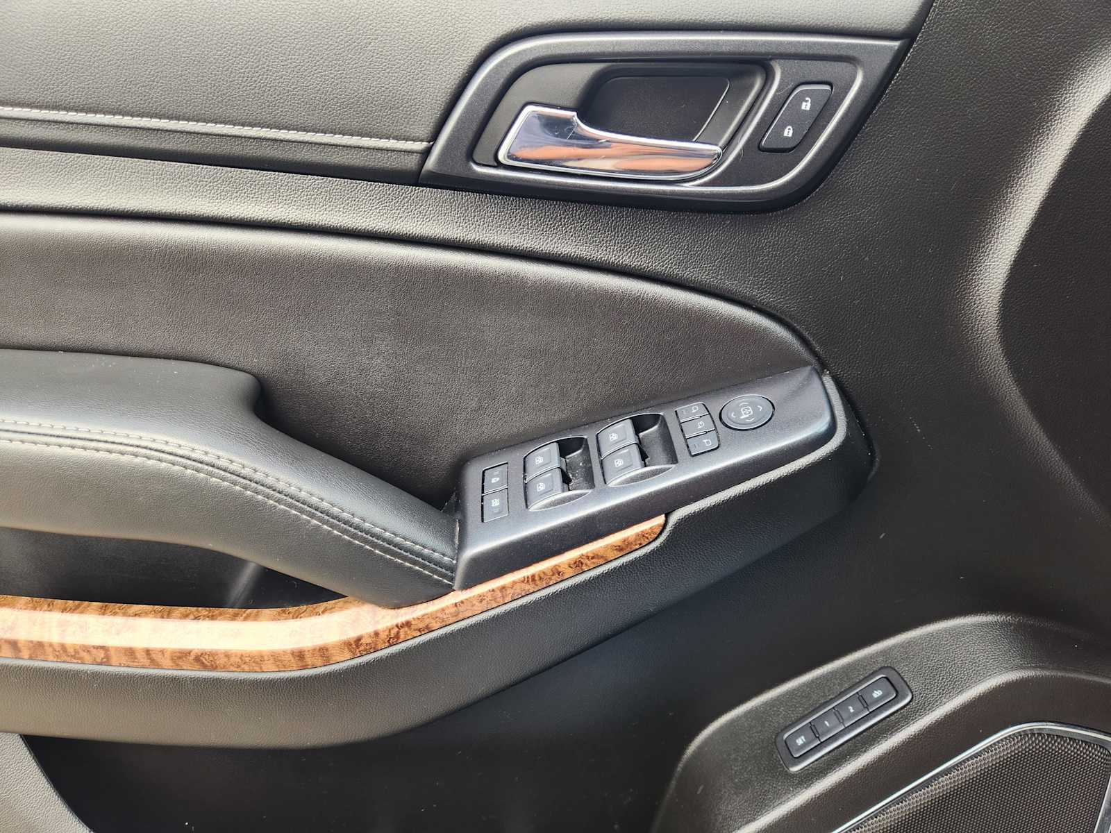 Thumbnail: 2020 Chevrolet Suburban - 29