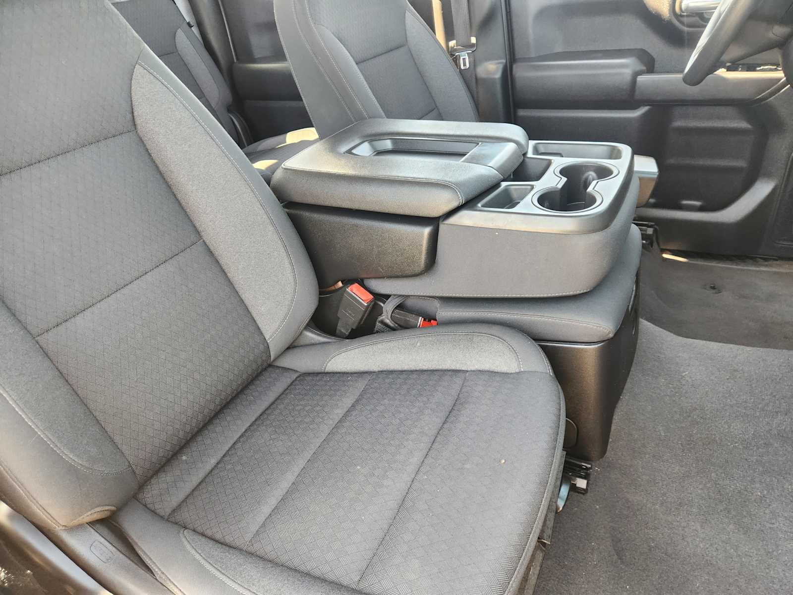 Thumbnail: 2022 Chevrolet Silverado 1500 - 14