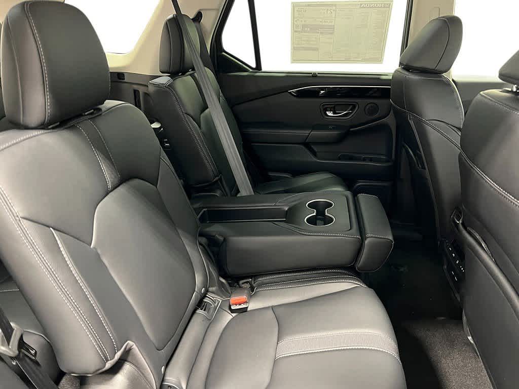 Thumbnail: 2025 Honda Pilot - 37
