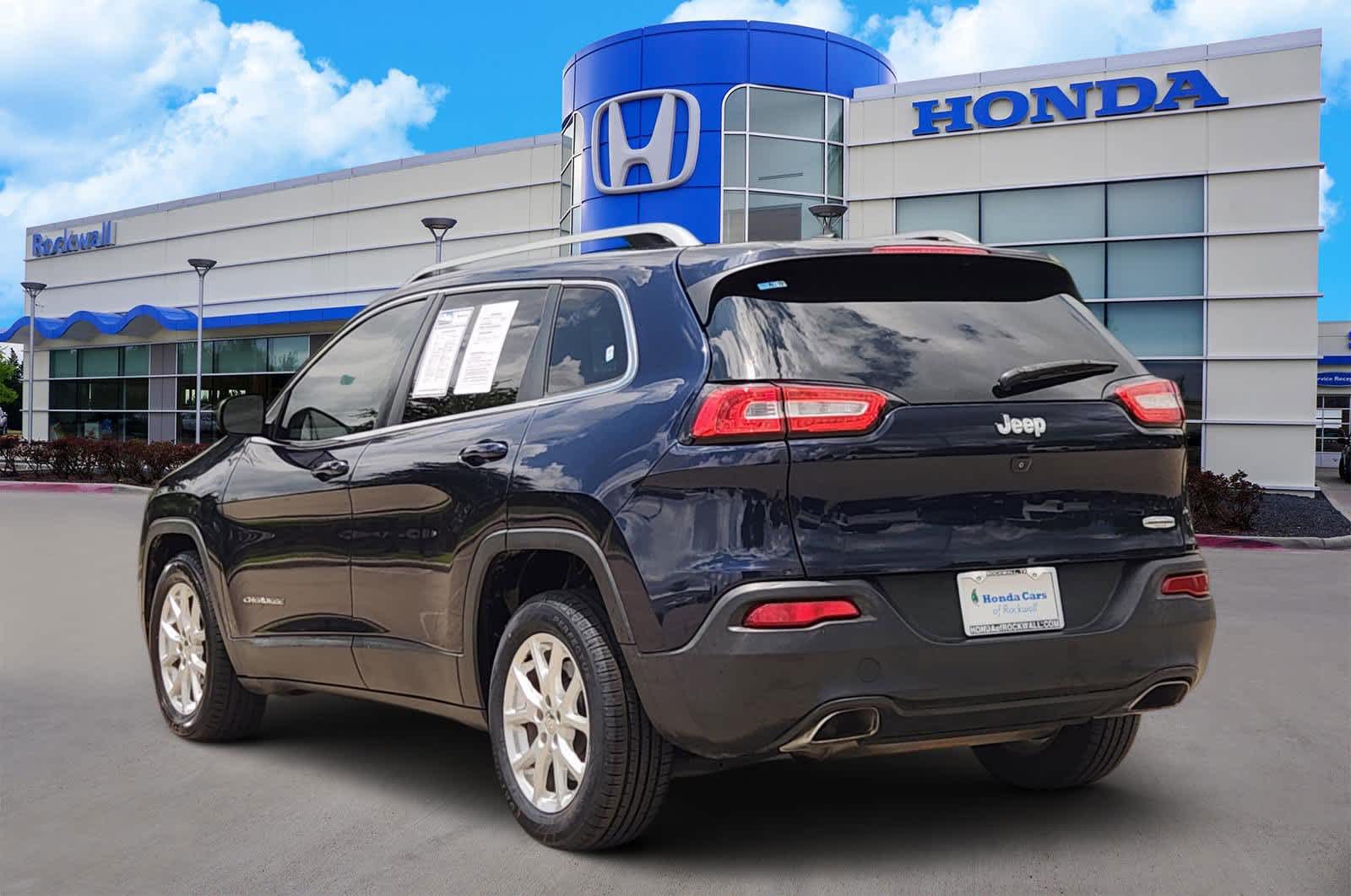 Thumbnail: 2015 Jeep Cherokee - 4