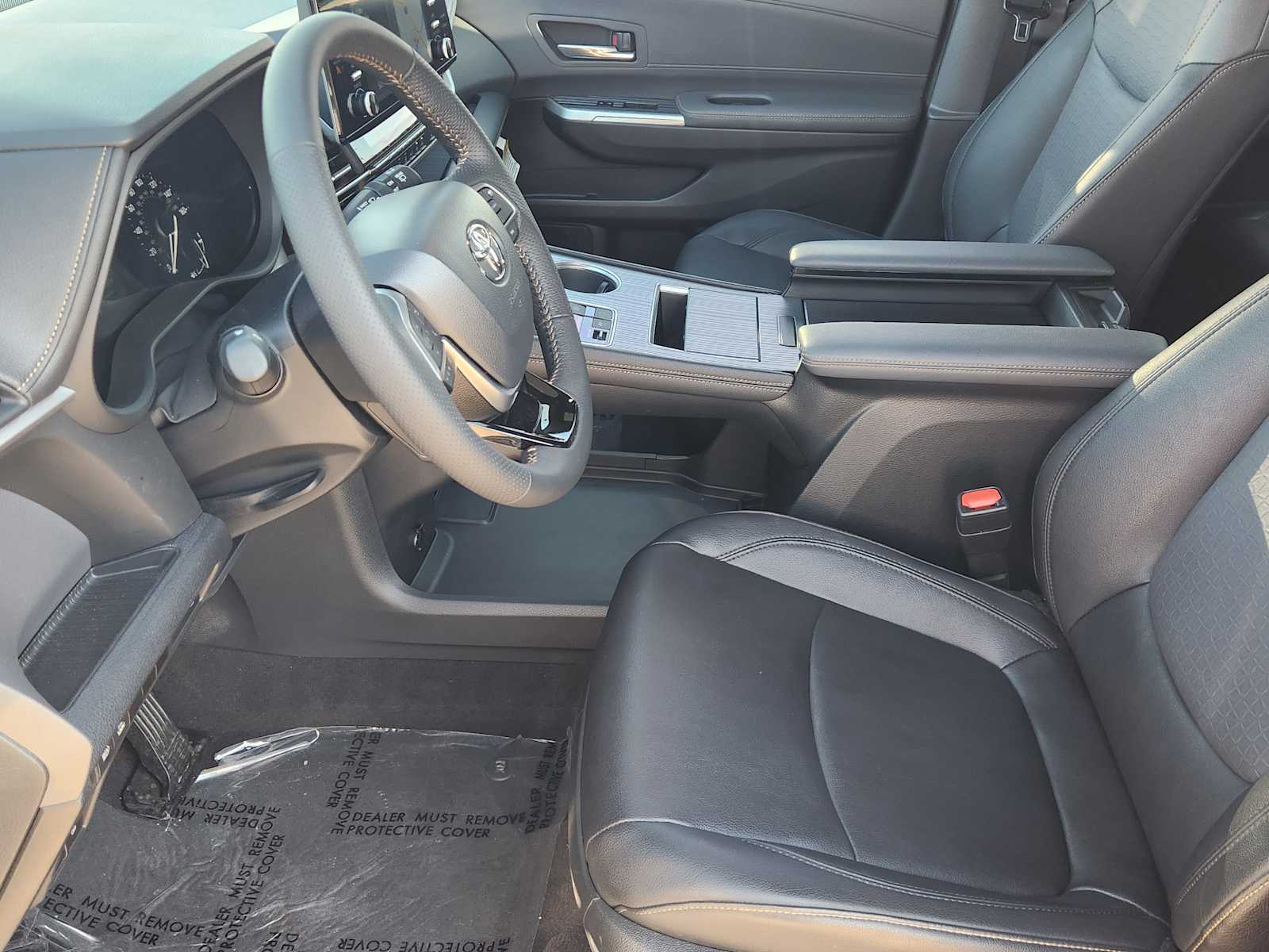 Thumbnail: 2023 Toyota Sienna - 11