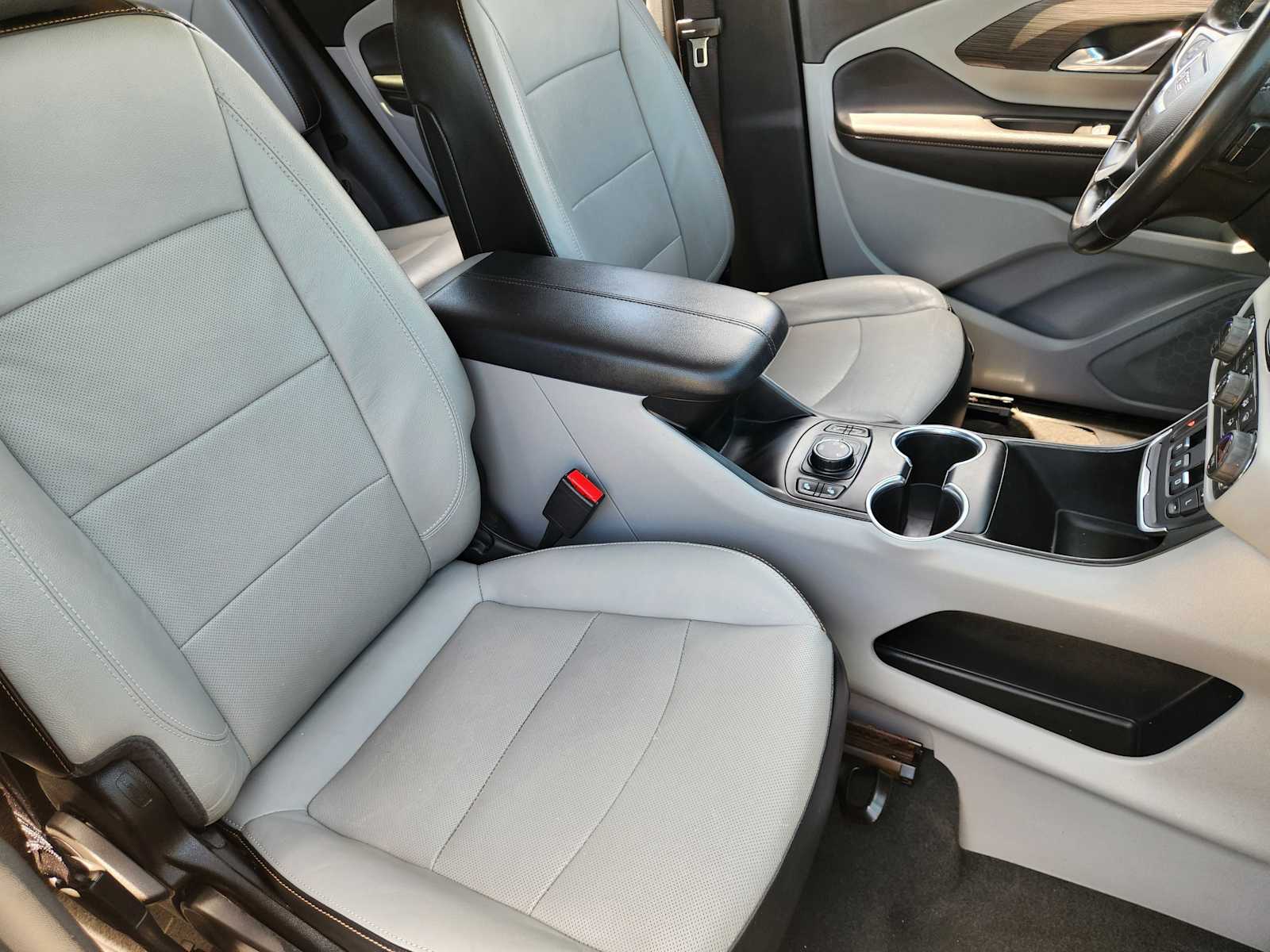 Thumbnail: 2020 GMC Terrain - 13
