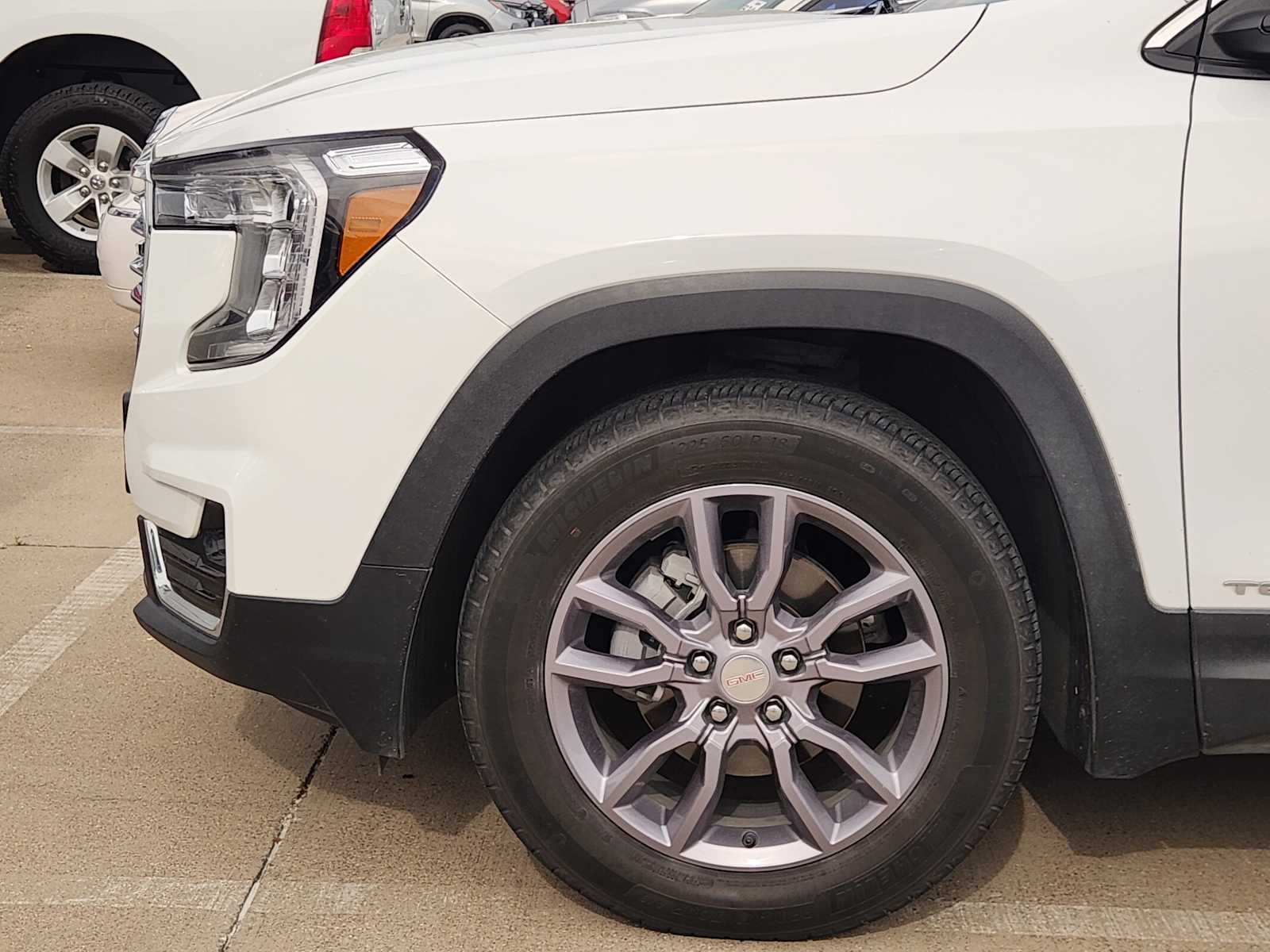 Thumbnail: 2023 GMC Terrain - 10