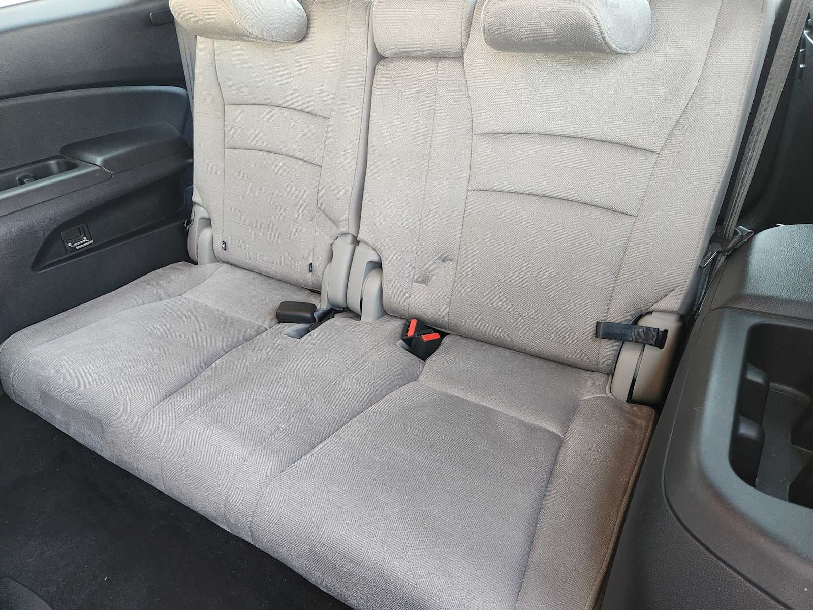 Thumbnail: 2019 Honda Pilot - 14