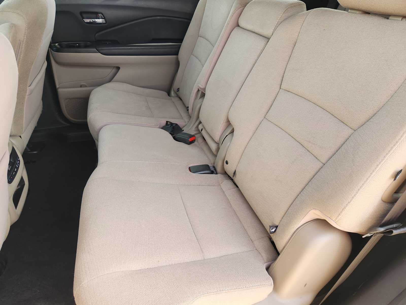 Thumbnail: 2016 Honda Pilot - 13