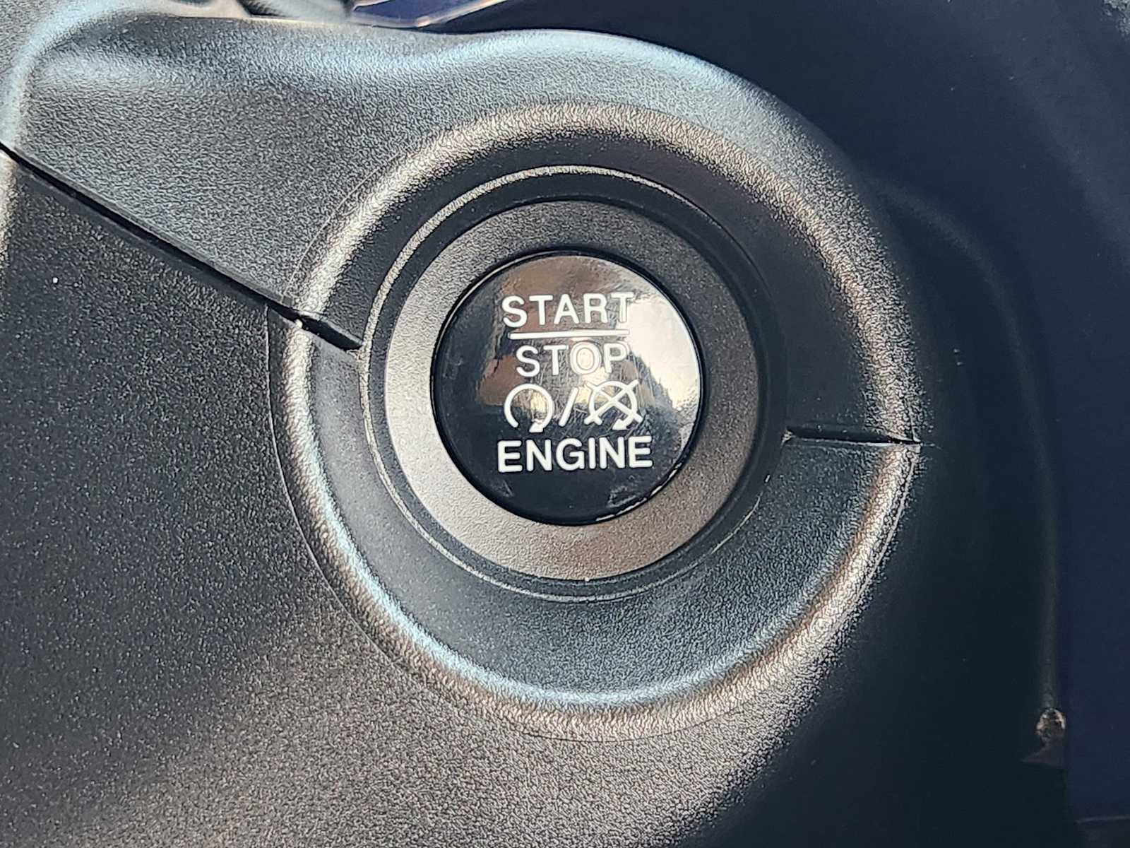 Thumbnail: 2018 Fiat 500X - 28