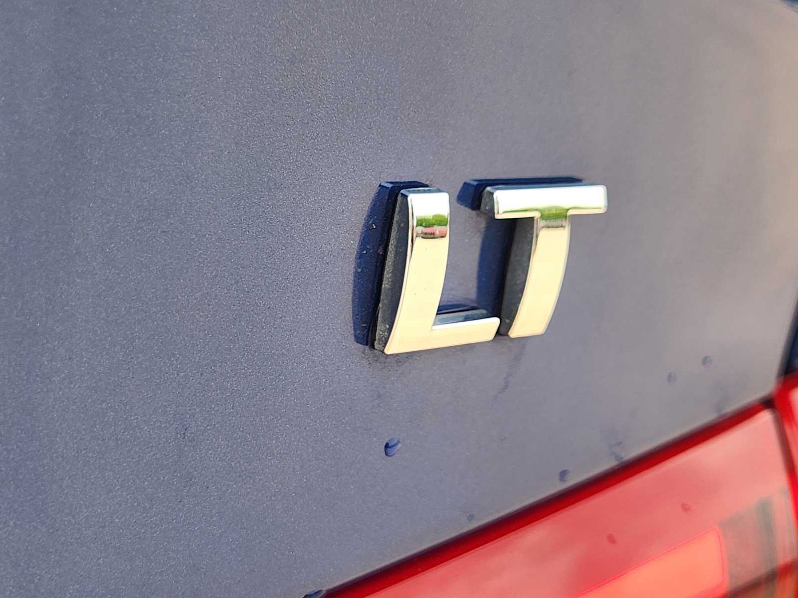 Thumbnail: 2023 Chevrolet Malibu - 7