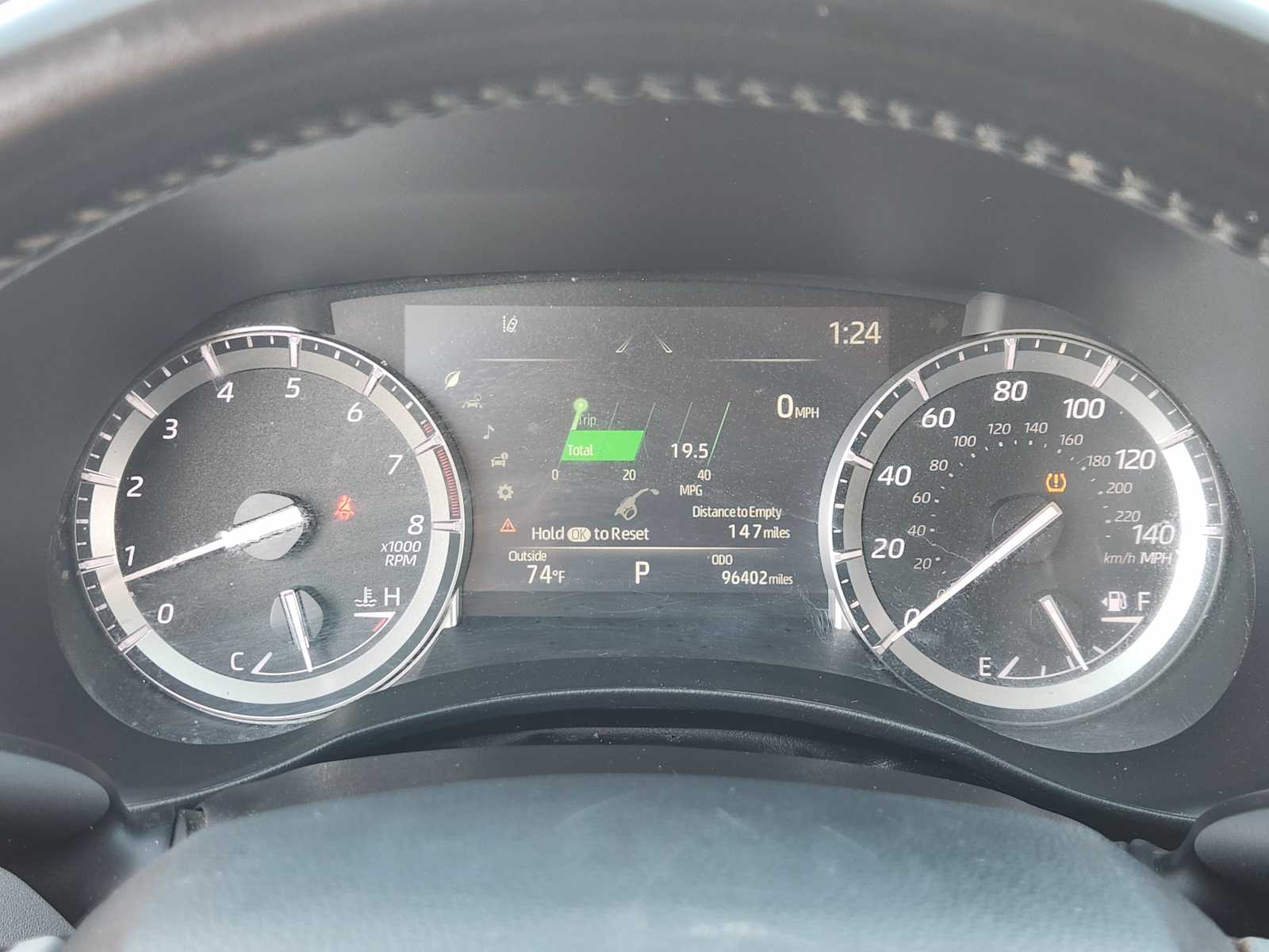 Thumbnail: 2022 Toyota Highlander - 19