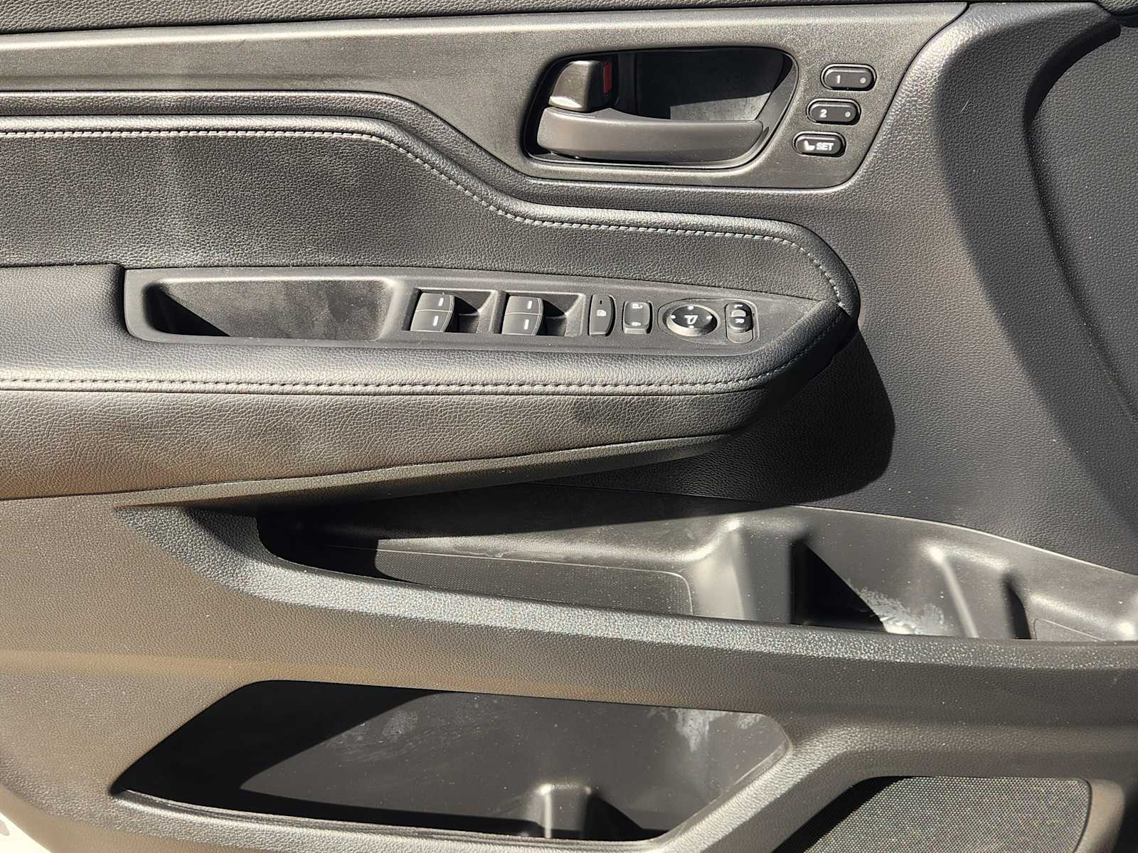 Thumbnail: 2026 Honda Odyssey - 30