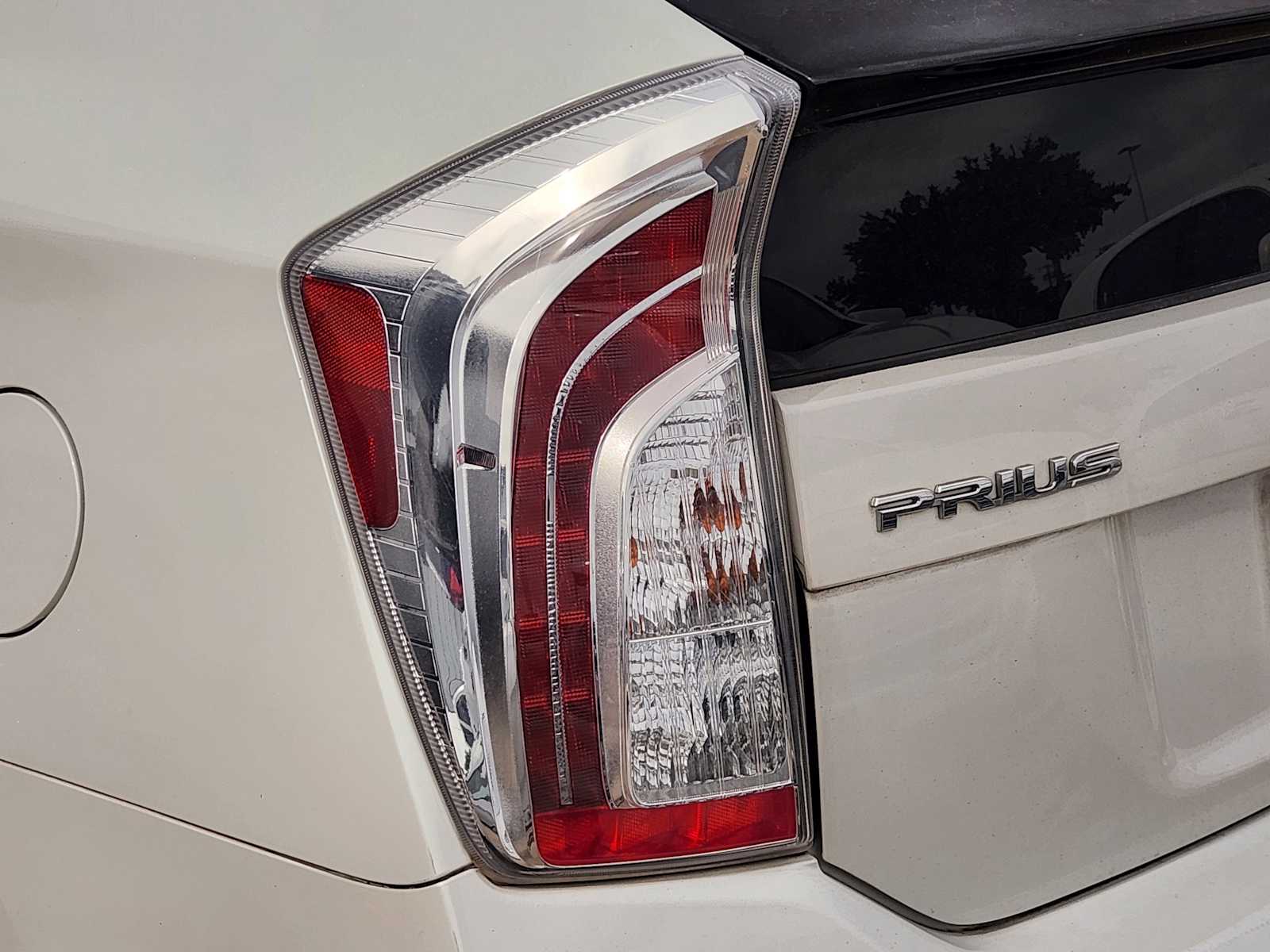 Thumbnail: 2012 Toyota Prius - 12