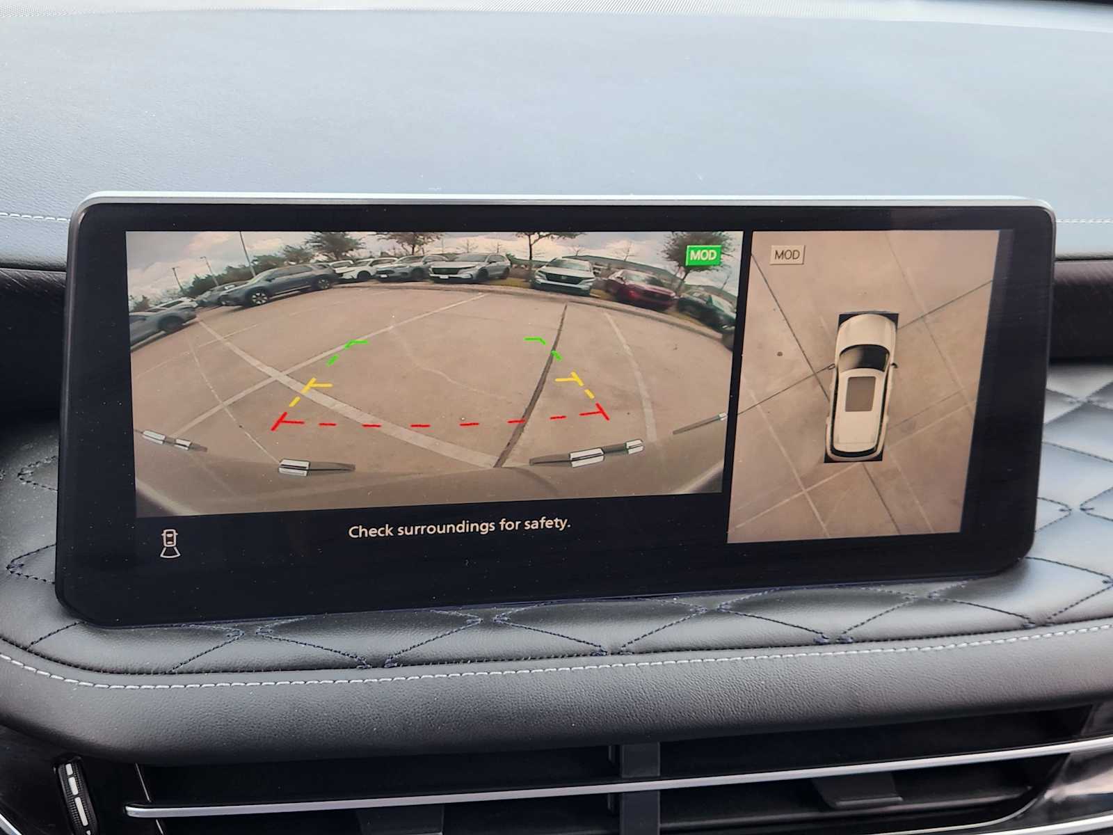 Thumbnail: 2022 INFINITI QX60 - 26