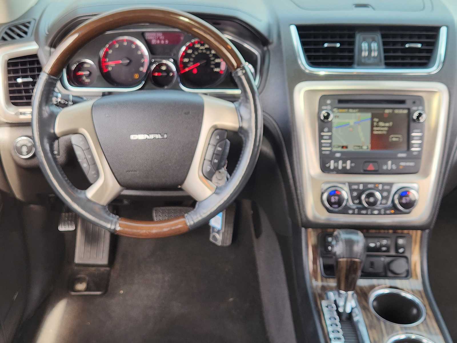 Thumbnail: 2015 GMC Acadia - 16