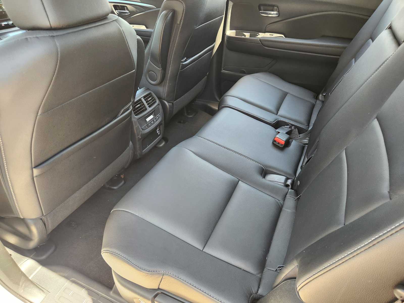 Thumbnail: 2022 Honda Pilot - 13