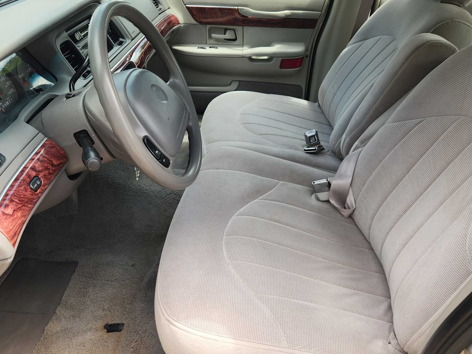 Thumbnail: 2000 Mercury Grand Marquis - 11