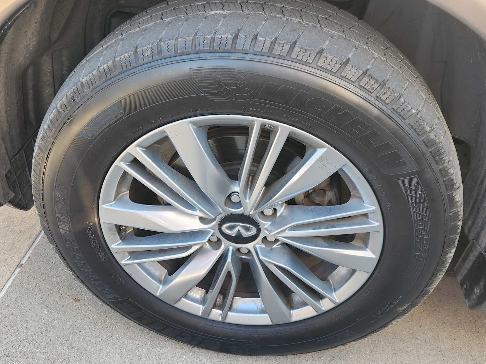 Thumbnail: 2019 INFINITI QX80 - 11