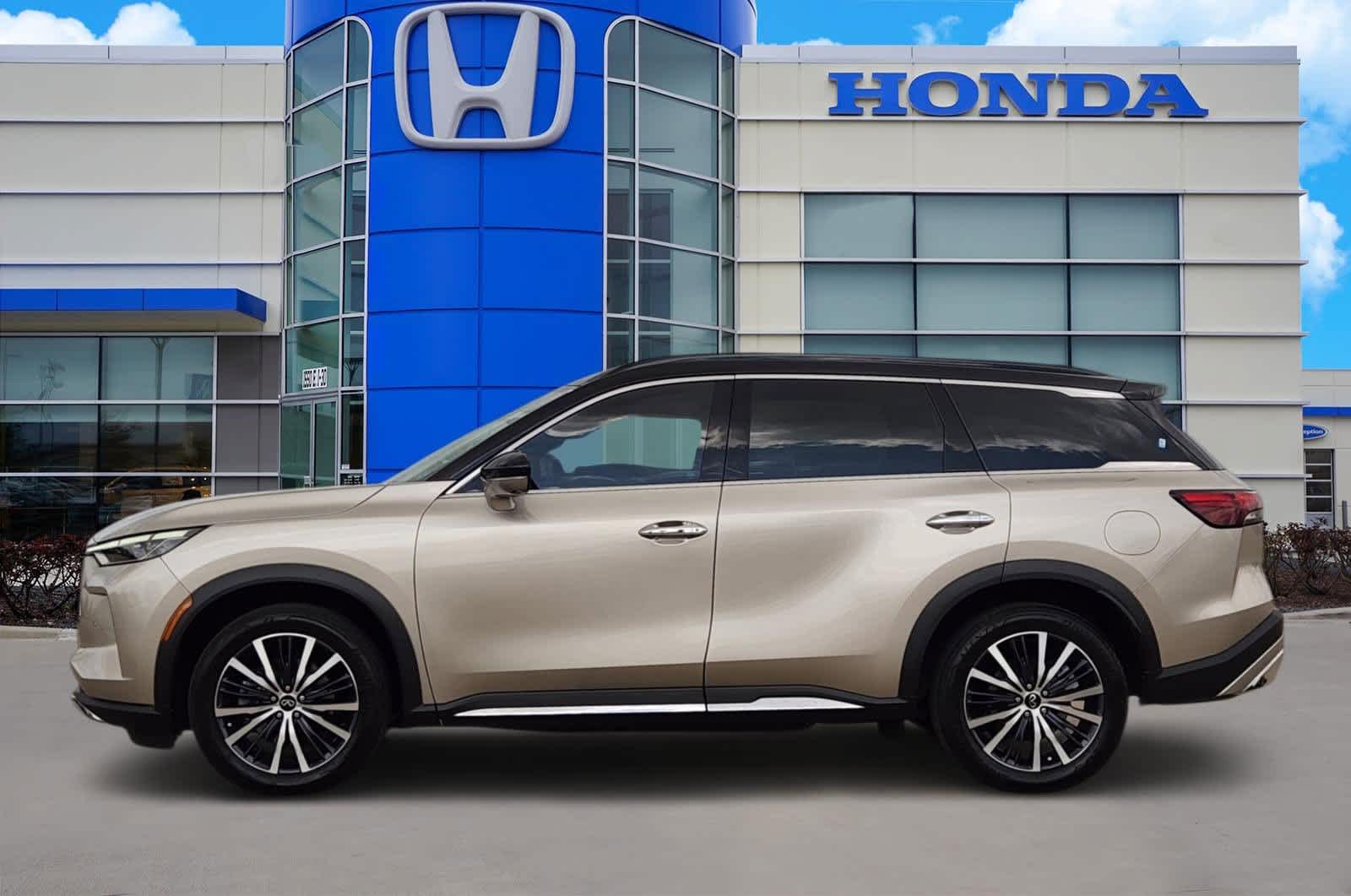 Thumbnail: 2022 INFINITI QX60 - 3