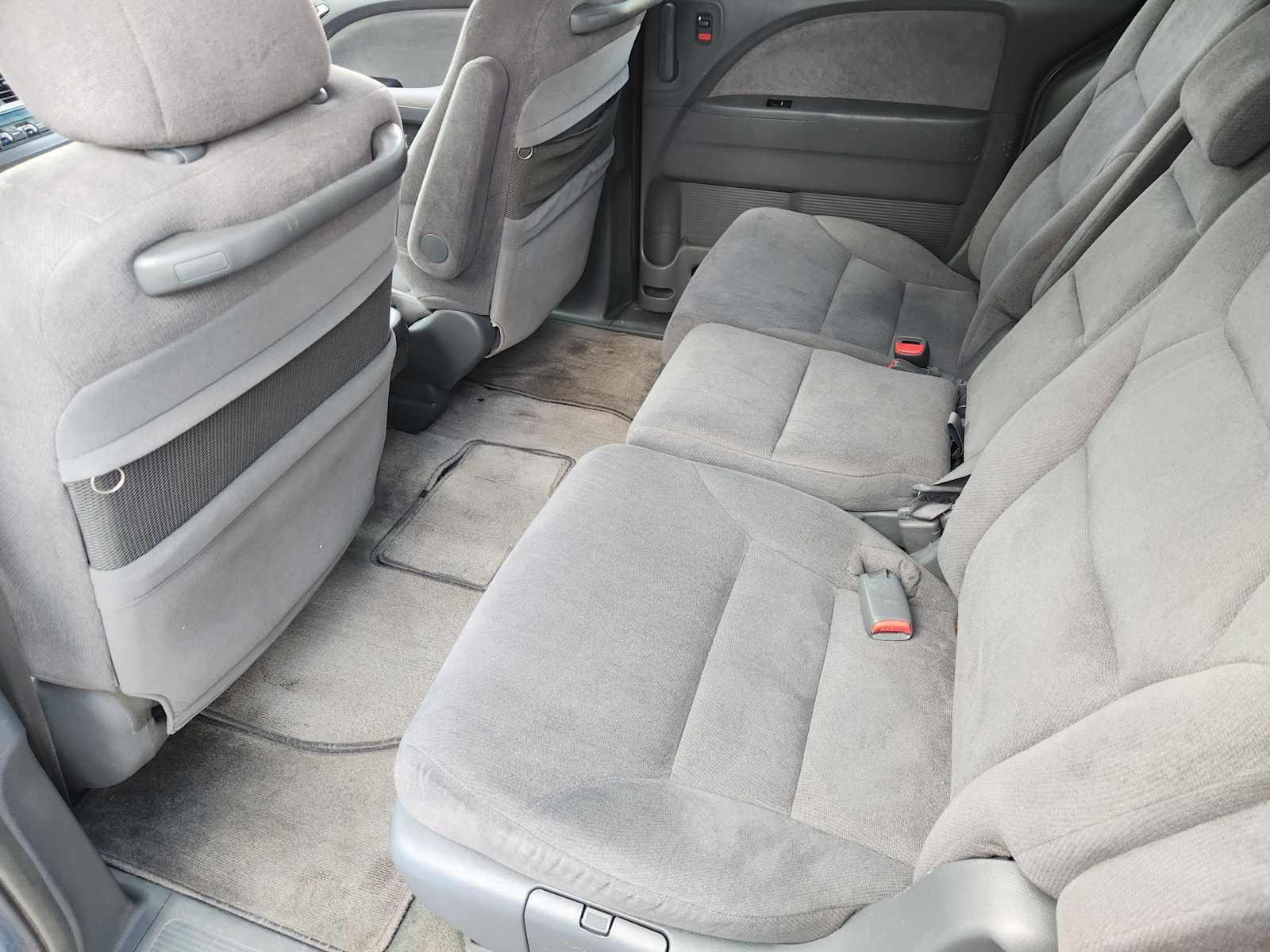 Thumbnail: 2005 Honda Odyssey - 12