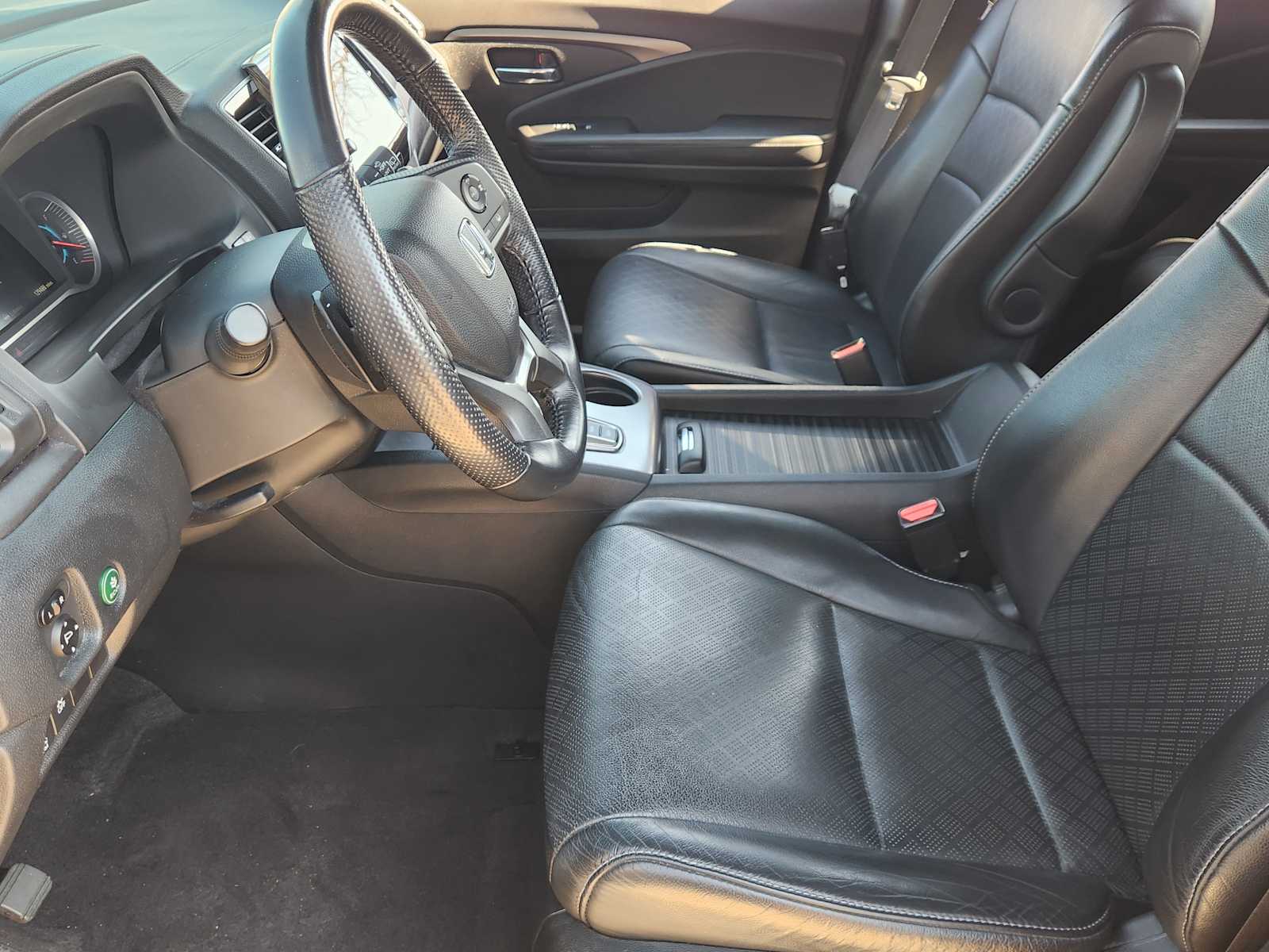 Thumbnail: 2019 Honda Passport - 11