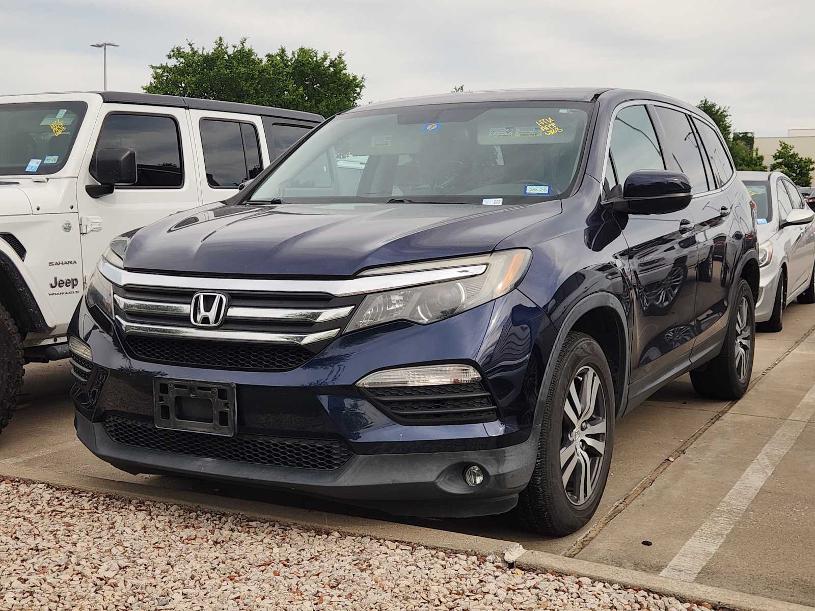 Thumbnail: 2016 Honda Pilot - 1