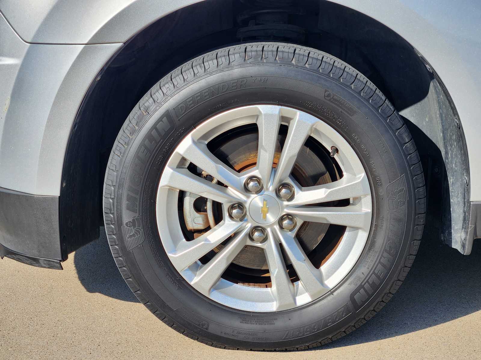 Thumbnail: 2013 Chevrolet Equinox - 22