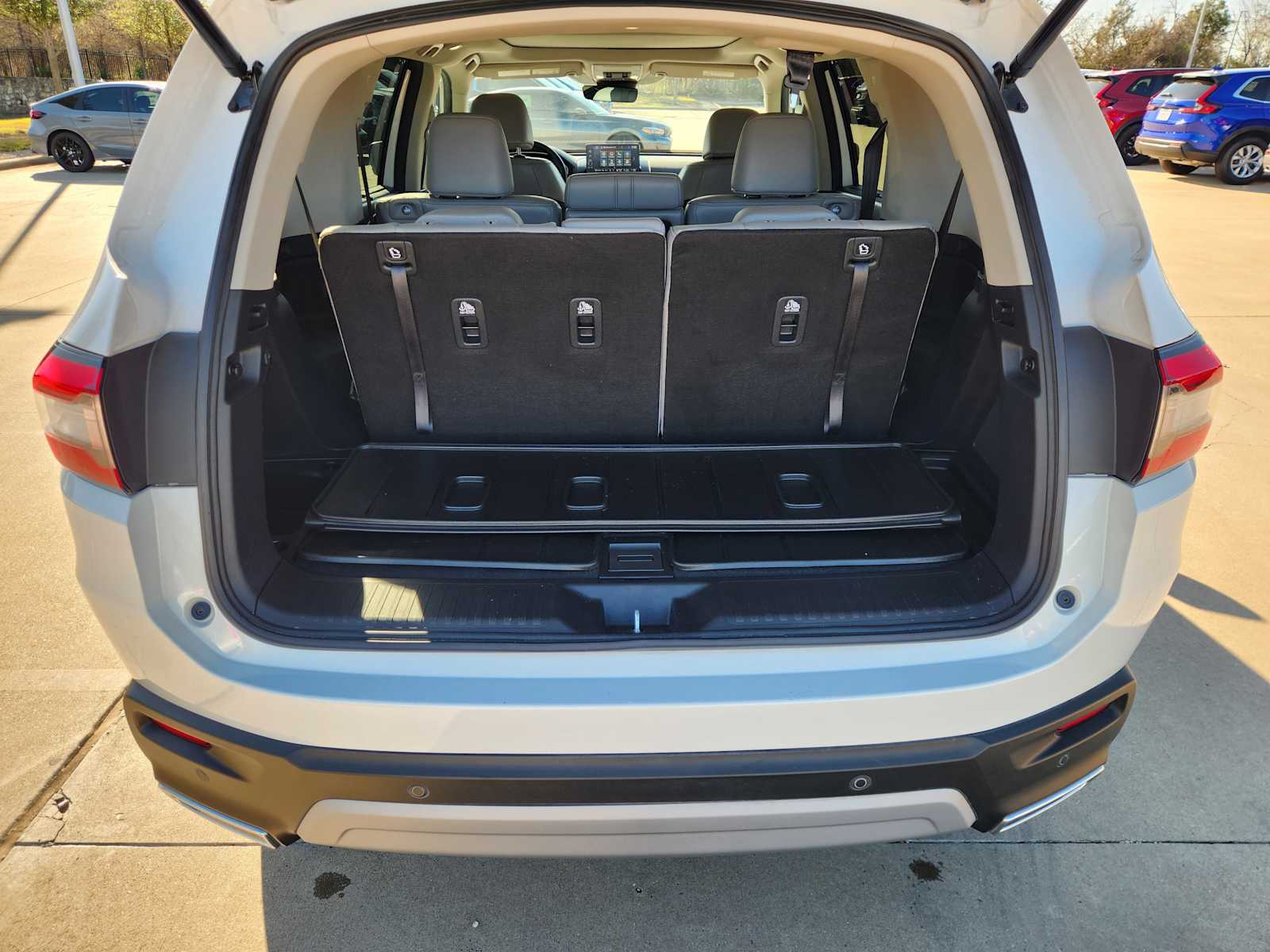 Thumbnail: 2024 Honda Pilot - 20