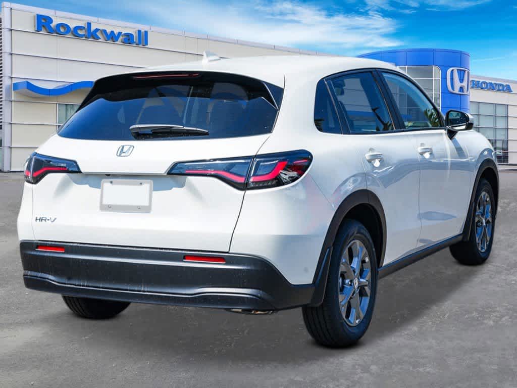 2026 Honda HR-V LX photo 2